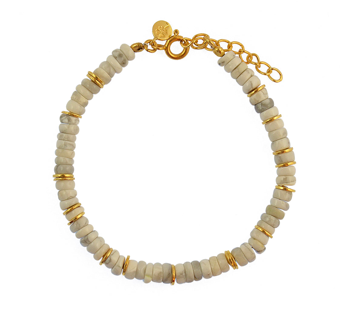 Bracelet doré et pierres heishi - HOWLITE - Bracelets