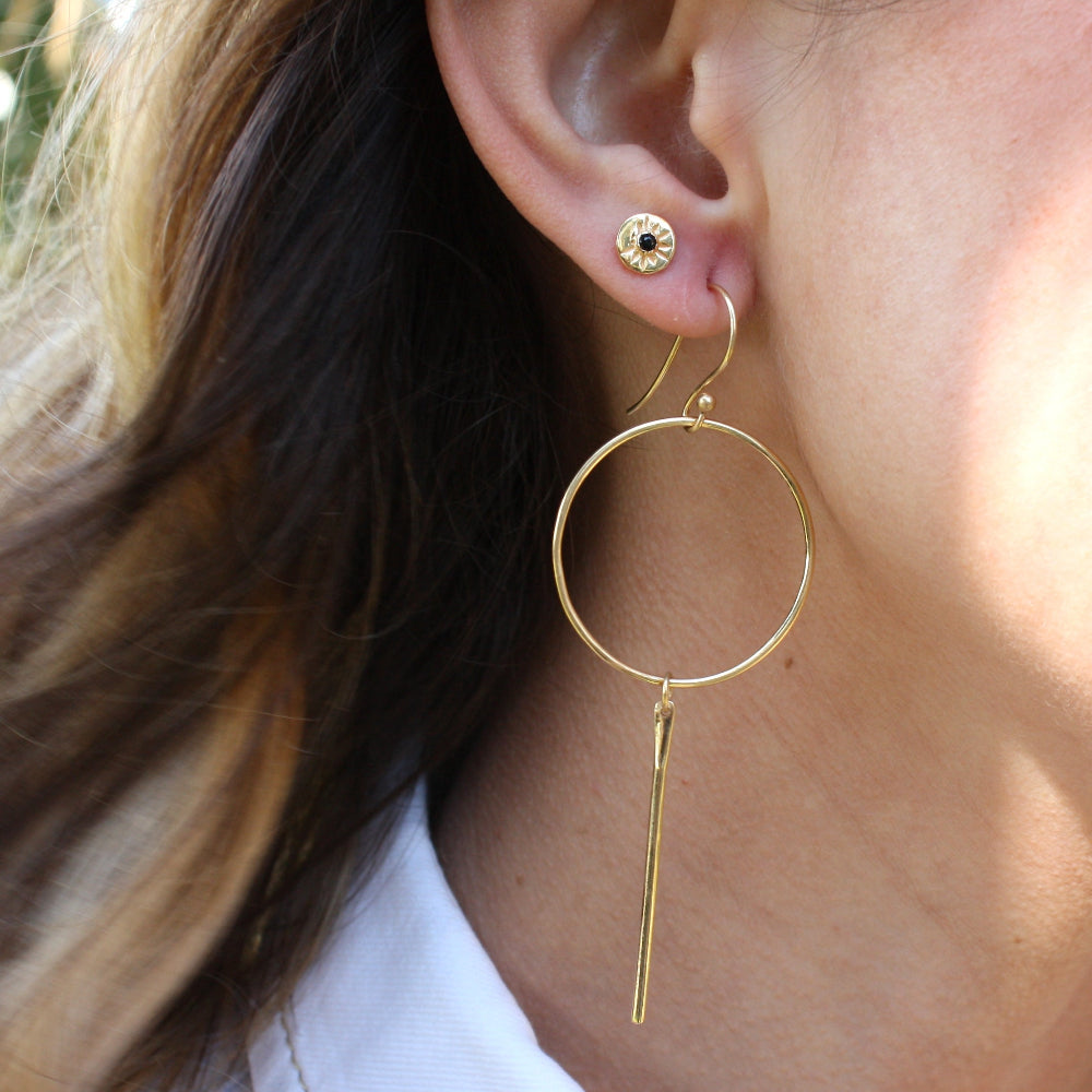 Boucles d’oreilles dorées soleil et pierre - ZIRCON NOIR