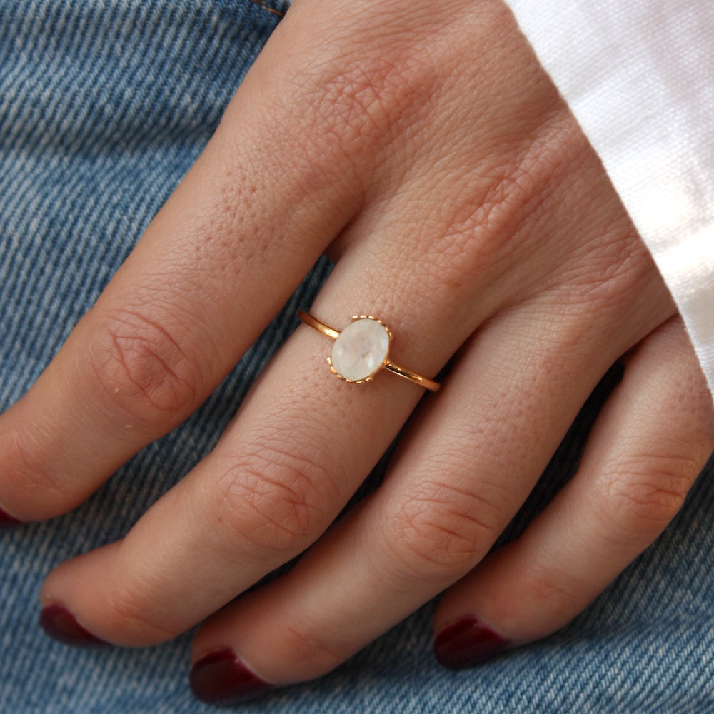 Bague dorée pierre ovale serti ouvert - 50 / PIERRE DE LUNE
