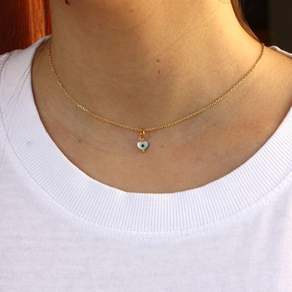 Collier doré talisman oeil nacre - COEUR
