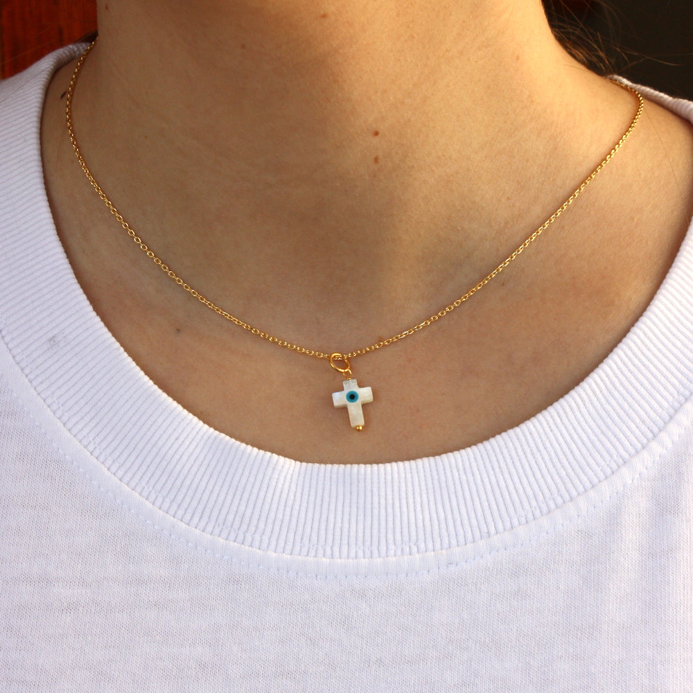Collier doré talisman oeil nacre - CROIX