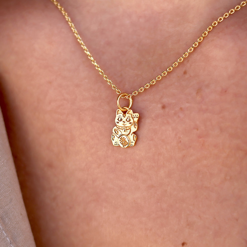 Collier doré chat Maneki Neko