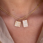 Collier doré et pendentif gravé lucky star lucky love -