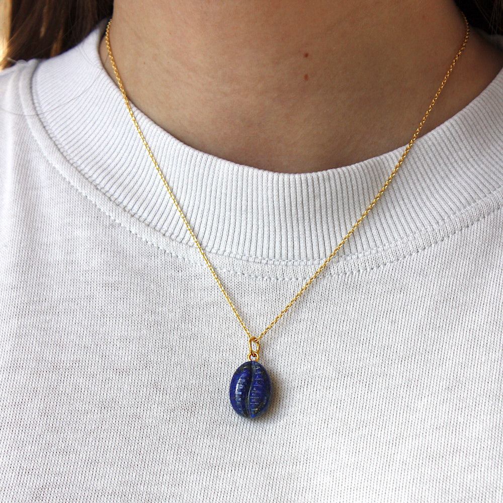 Collier doré pendentif cauri en pierre - LAPIS