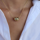 Collier doré perle incrustée de pierres - Colliers