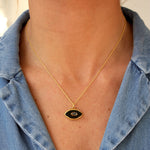 Collier doré oeil ovale en pierre naturelle