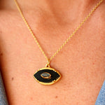 Collier doré oeil ovale en pierre naturelle - ONYX NOIRE &