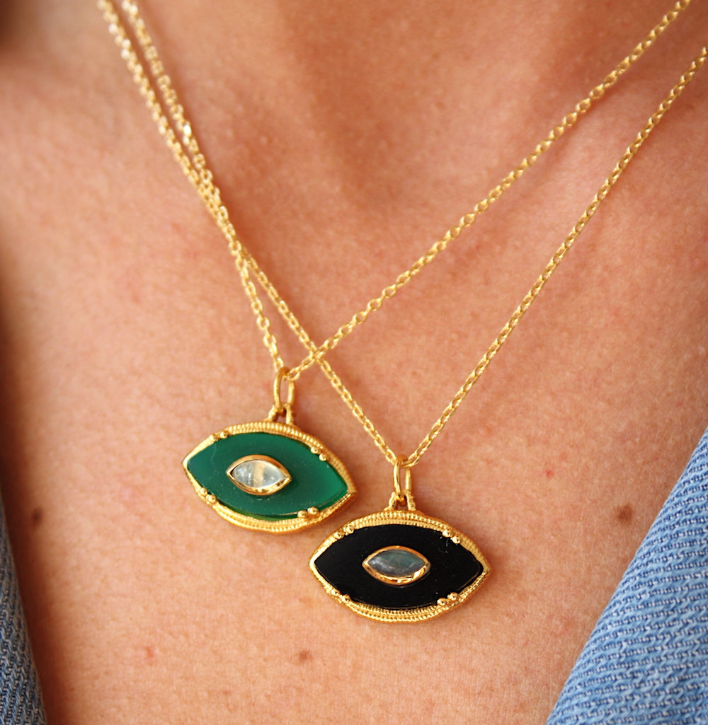 Collier doré oeil ovale en pierre naturelle - ONYX VERTE &