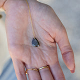 Collier or 18k et tourmaline noire