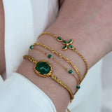 Bracelet fil doré et petites pierres naturelles