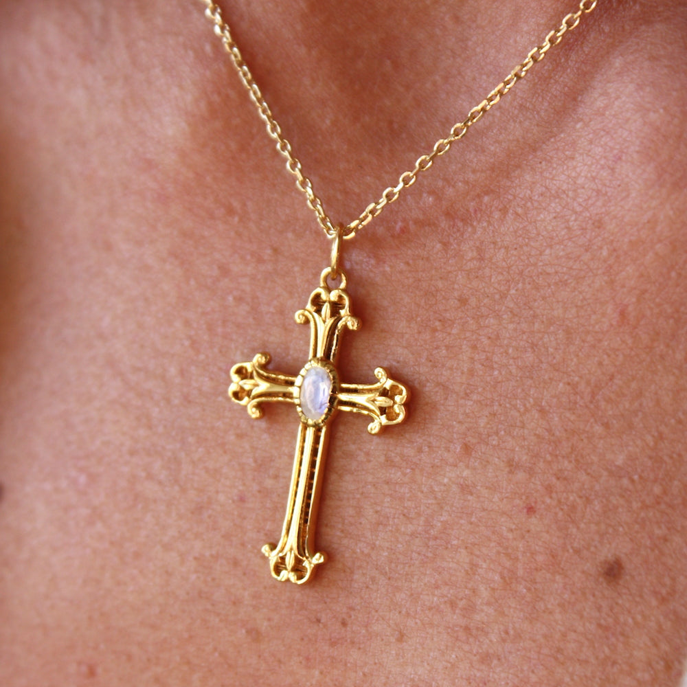 Collier doré grande croix et pierres - PIERRE DE LUNE