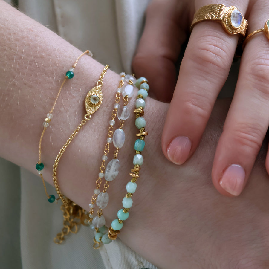 Bracelet perles noeuds et disques dorés