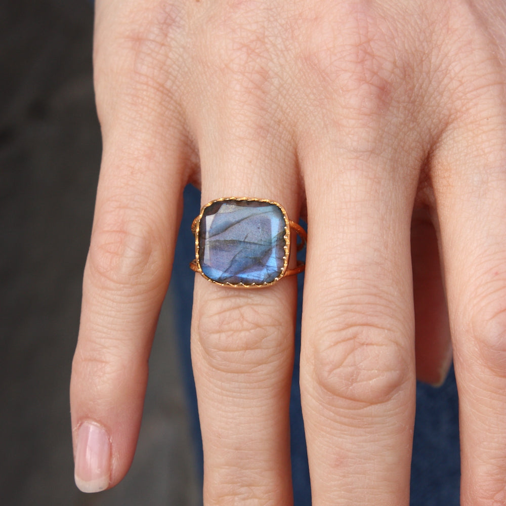 Bague dorée double anneau et pierre carrée - 50 /