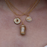 Collier doré medaille amour zircons blancs