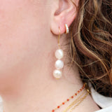 Golden earrings with 3 cultured pearls
