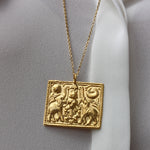 Collier doré et plaque mate divinité indienne