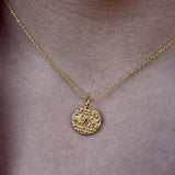 Collier doré médaille rose des vents et zircon - ZIRCON NOIR