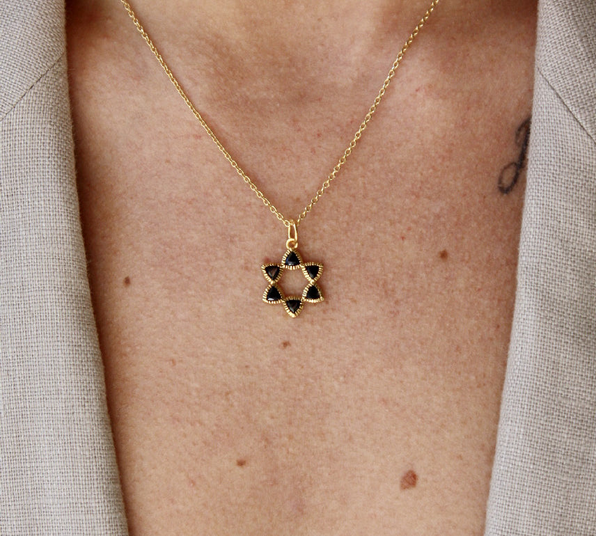 Collier doré étoile de David et pierre - ONYX NOIRE