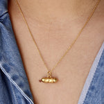 Collier doré talisman lucky et étoiles