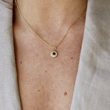 Collier doré petite médaille ronde pierre et zircons - LAPIS