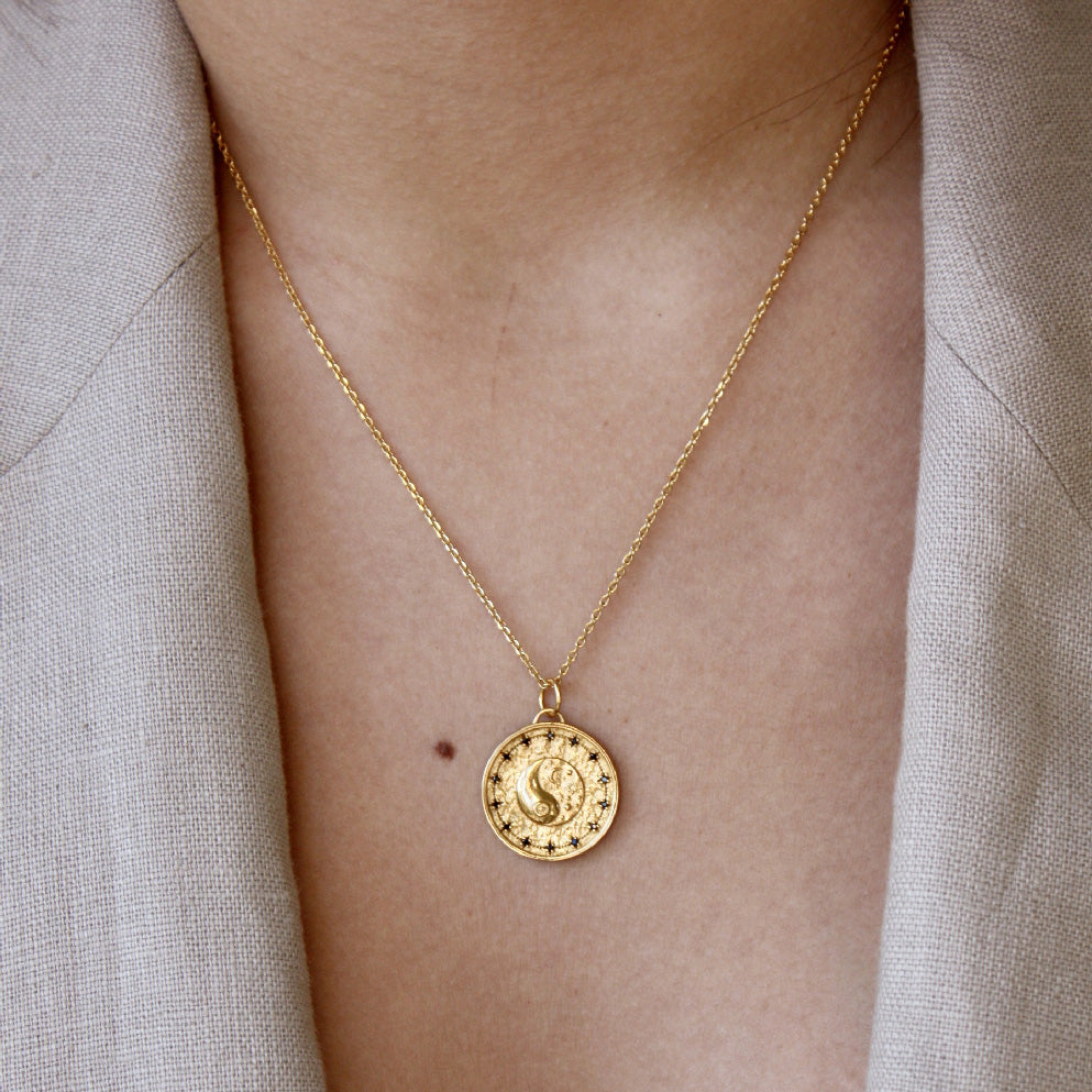Collier doré médaille yin & yang zircons - ZIRCONS NOIRS