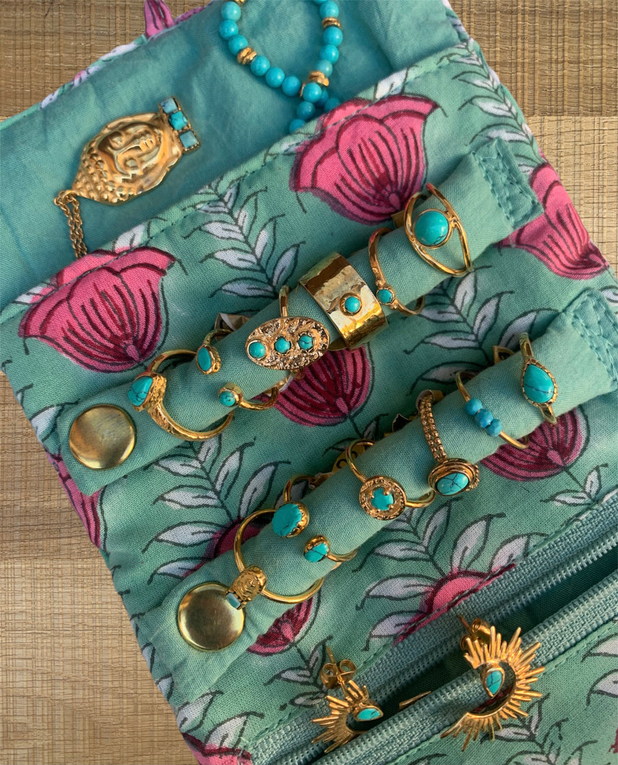Pochette à bijoux turquoise & fleurs roses - Pochettes de